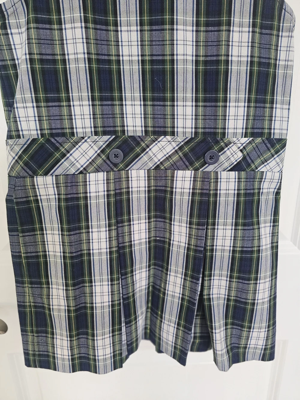 Plaid Sleeveless School Uniform Dress in Navy, White & Green